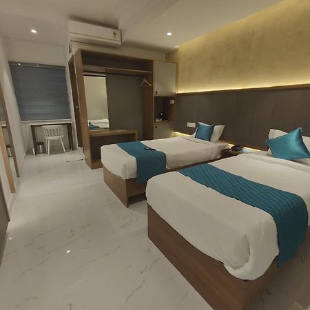 Hotel La Premier Hyderabad Ngoại thất bức ảnh